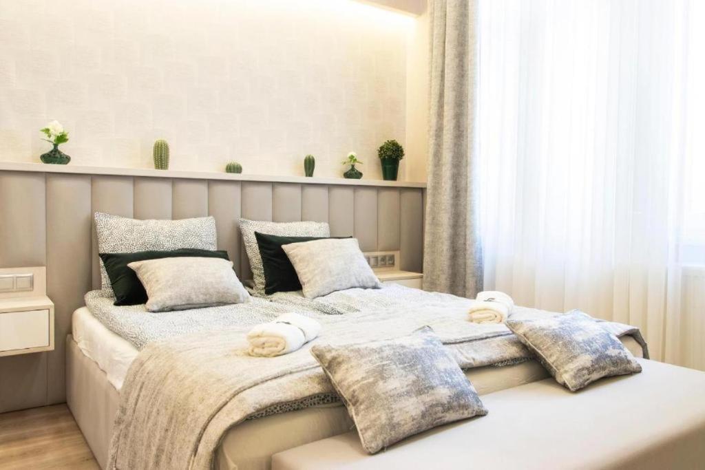 Budapest Revay Apartments Экстерьер фото